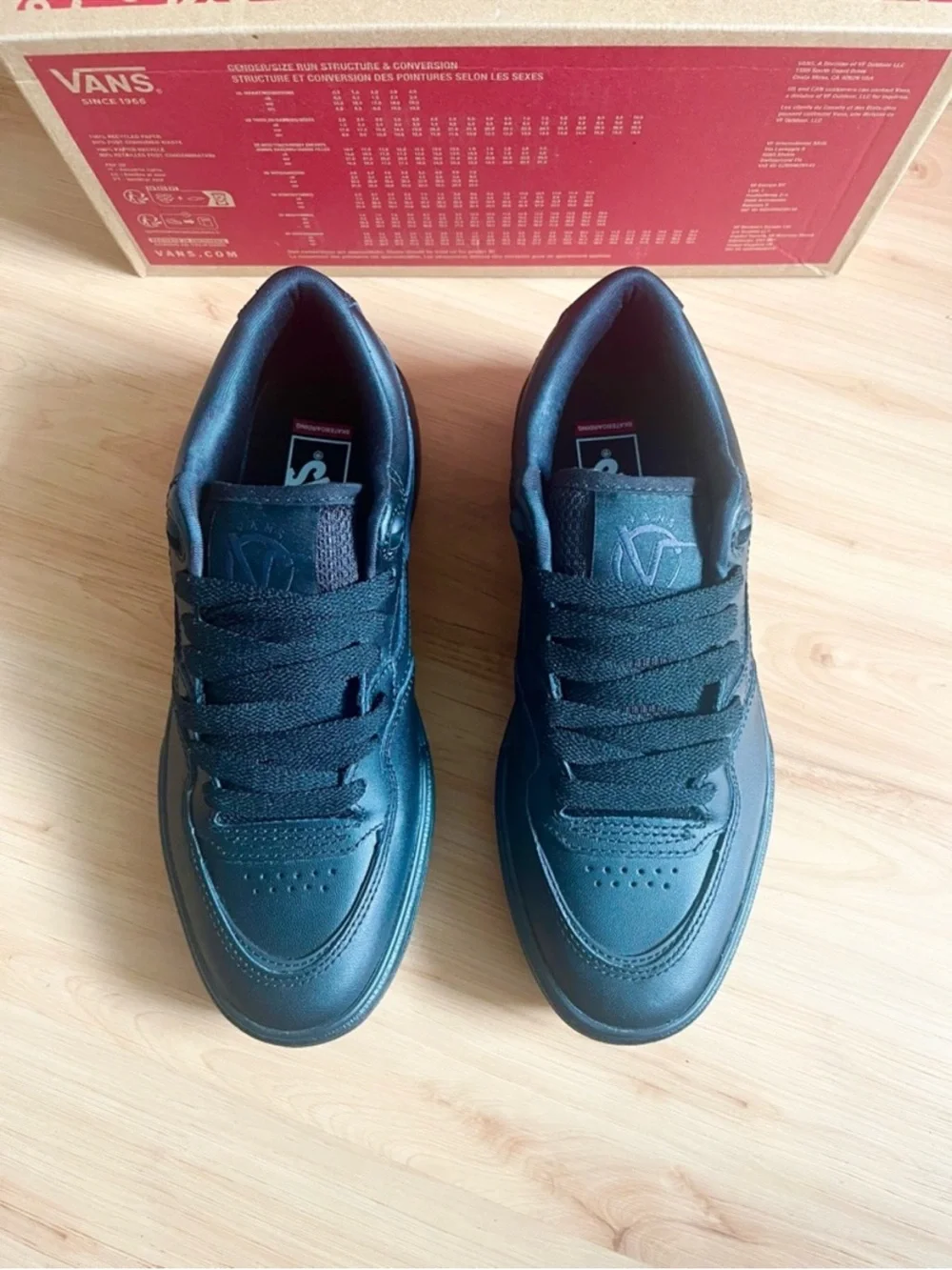 Vans Skate Rowan 2.0 Leather Shoe Women 9.5 US. mens 8.0'US